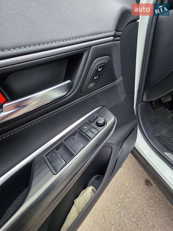 Внедорожник / Кроссовер Toyota Venza 2021 в Одессе