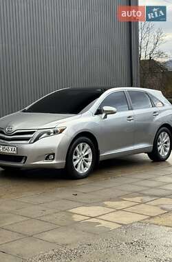 Позашляховик / Кросовер Toyota Venza 2015 в Дрогобичі