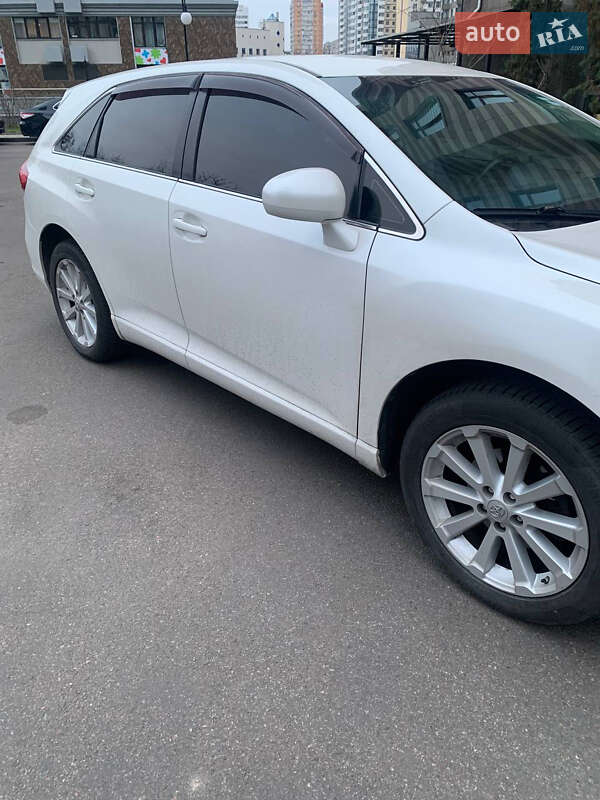 Внедорожник / Кроссовер Toyota Venza 2011 в Киеве