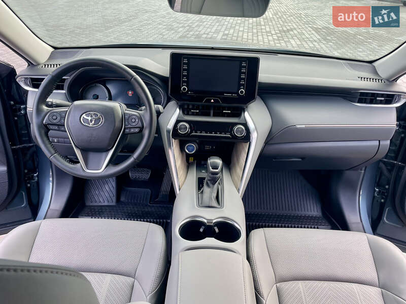 Позашляховик / Кросовер Toyota Venza 2021 в Тульчині