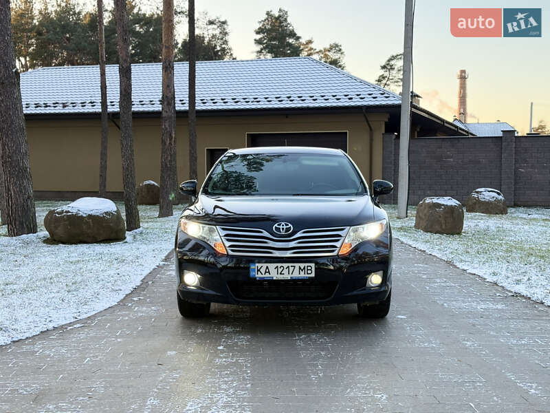 Позашляховик / Кросовер Toyota Venza 2011 в Житомирі