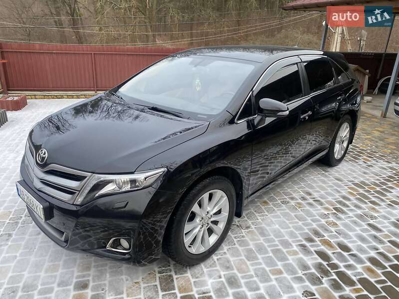 Позашляховик / Кросовер Toyota Venza 2013 в Вінниці