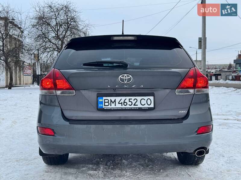 Внедорожник / Кроссовер Toyota Venza 2013 в Сумах