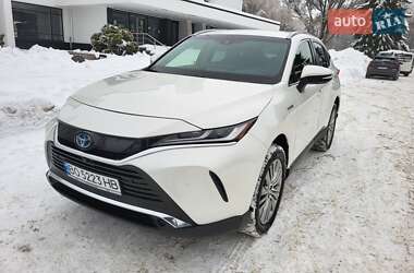 Позашляховик / Кросовер Toyota Venza 2021 в Тернополі