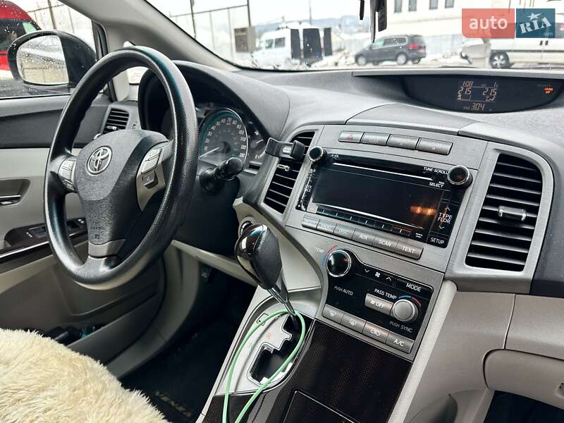 Внедорожник / Кроссовер Toyota Venza 2010 в Киеве