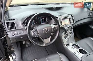 Внедорожник / Кроссовер Toyota Venza 2014 в Запорожье