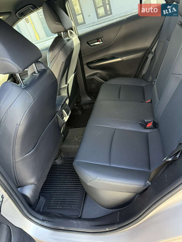 Внедорожник / Кроссовер Toyota Venza 2021 в Фастове