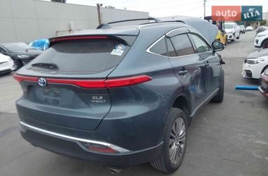 Позашляховик / Кросовер Toyota Venza 2021 в Пустомитах