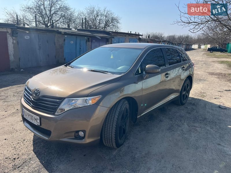 Внедорожник / Кроссовер Toyota Venza 2011 в Ладыжине