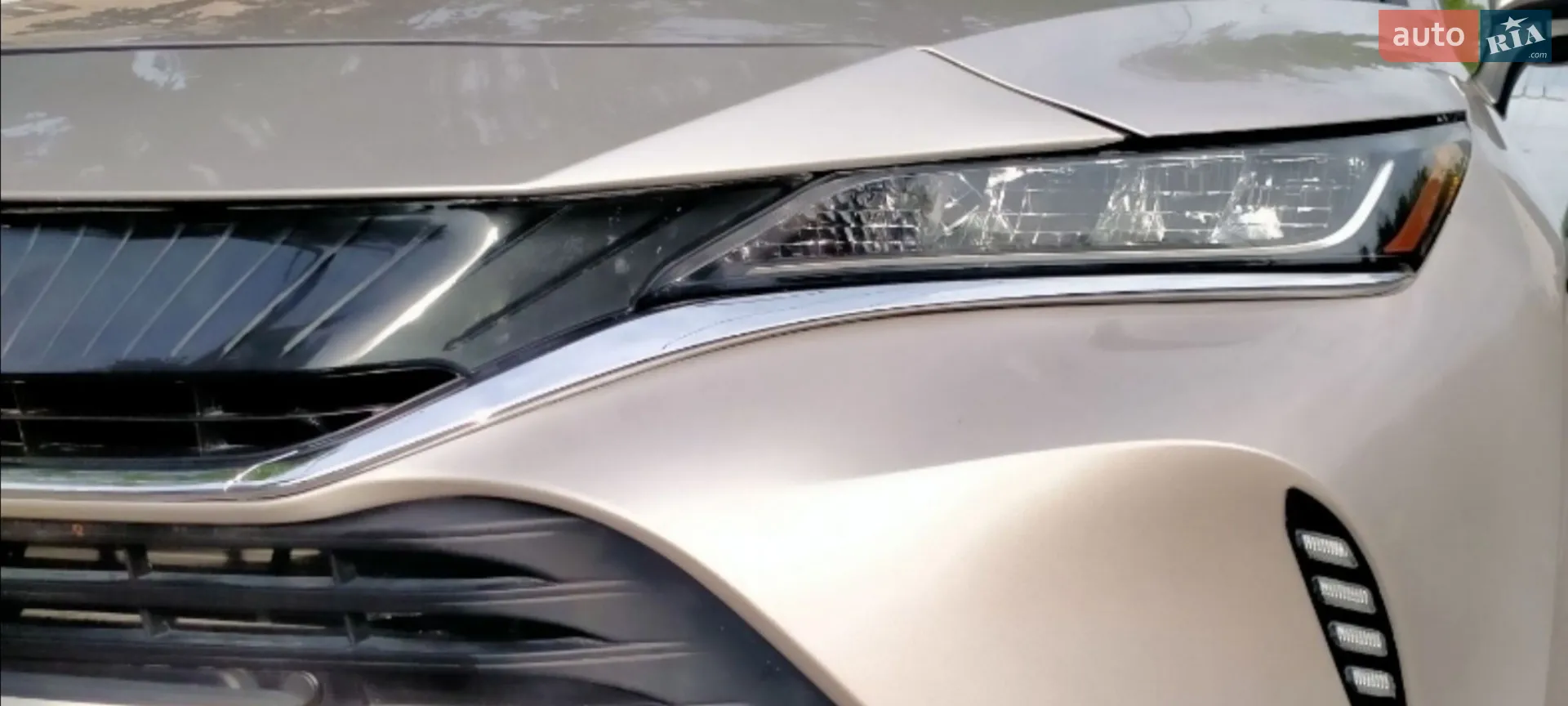 2022 Toyota Venza - мініатюра 2