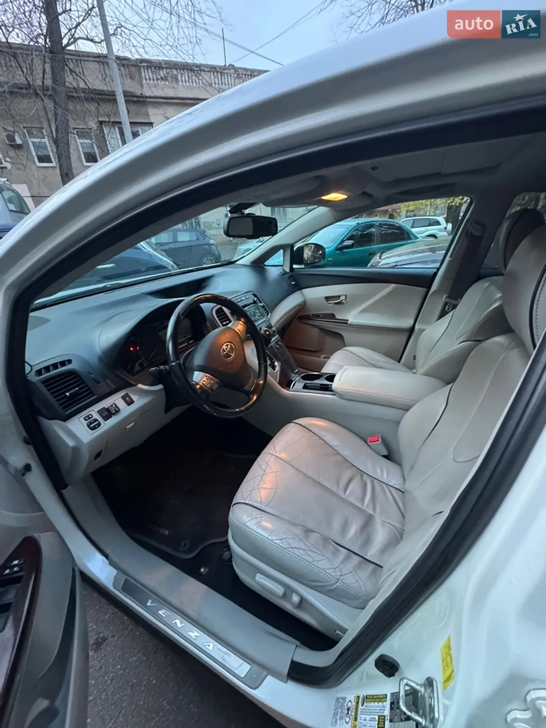 2010 Toyota Venza - мініатюра 4