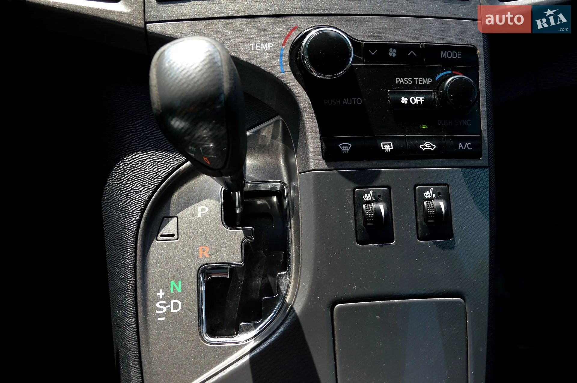 2014 Toyota Venza - мініатюра 28