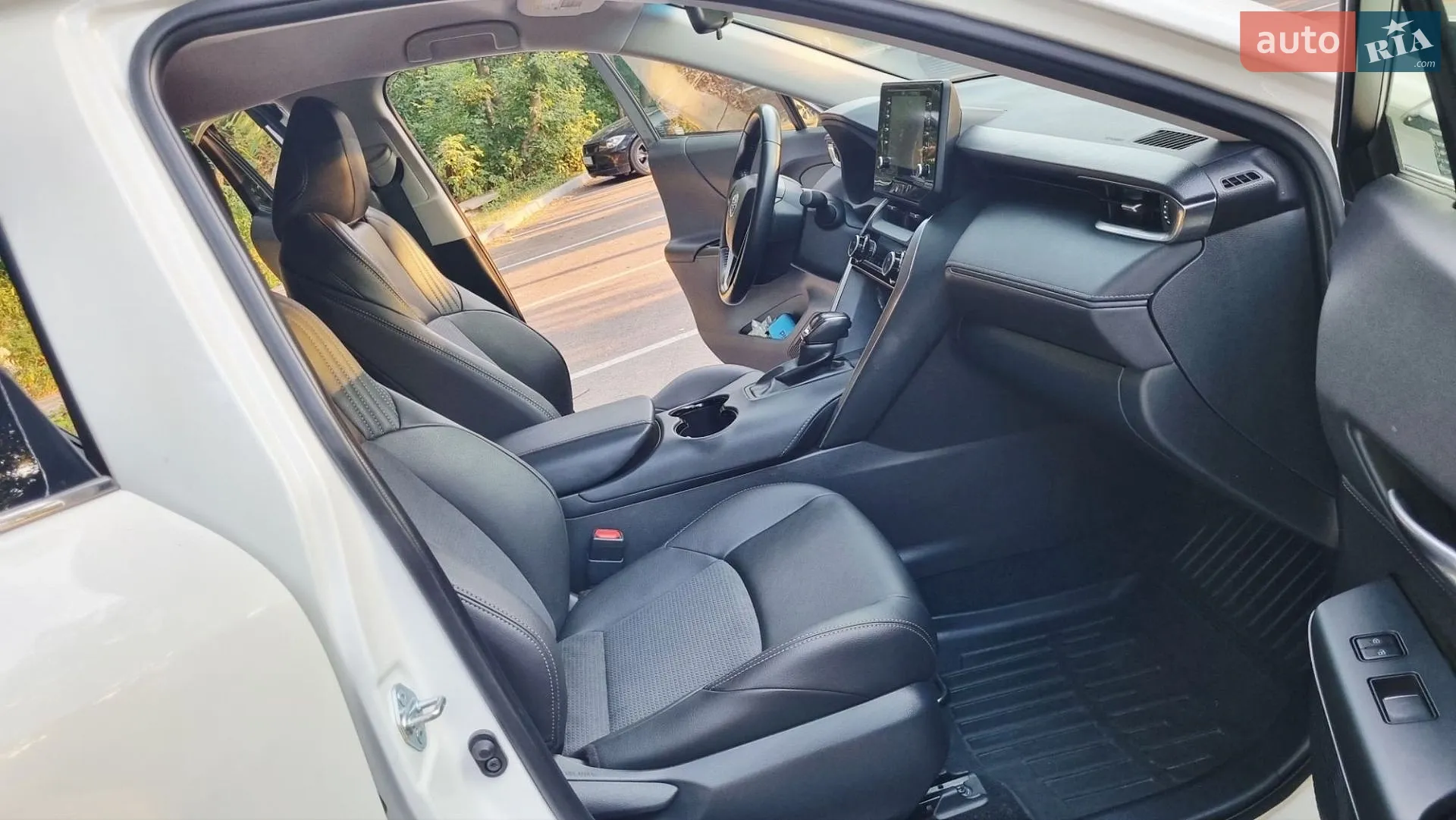 2020 Toyota Venza - мініатюра 2