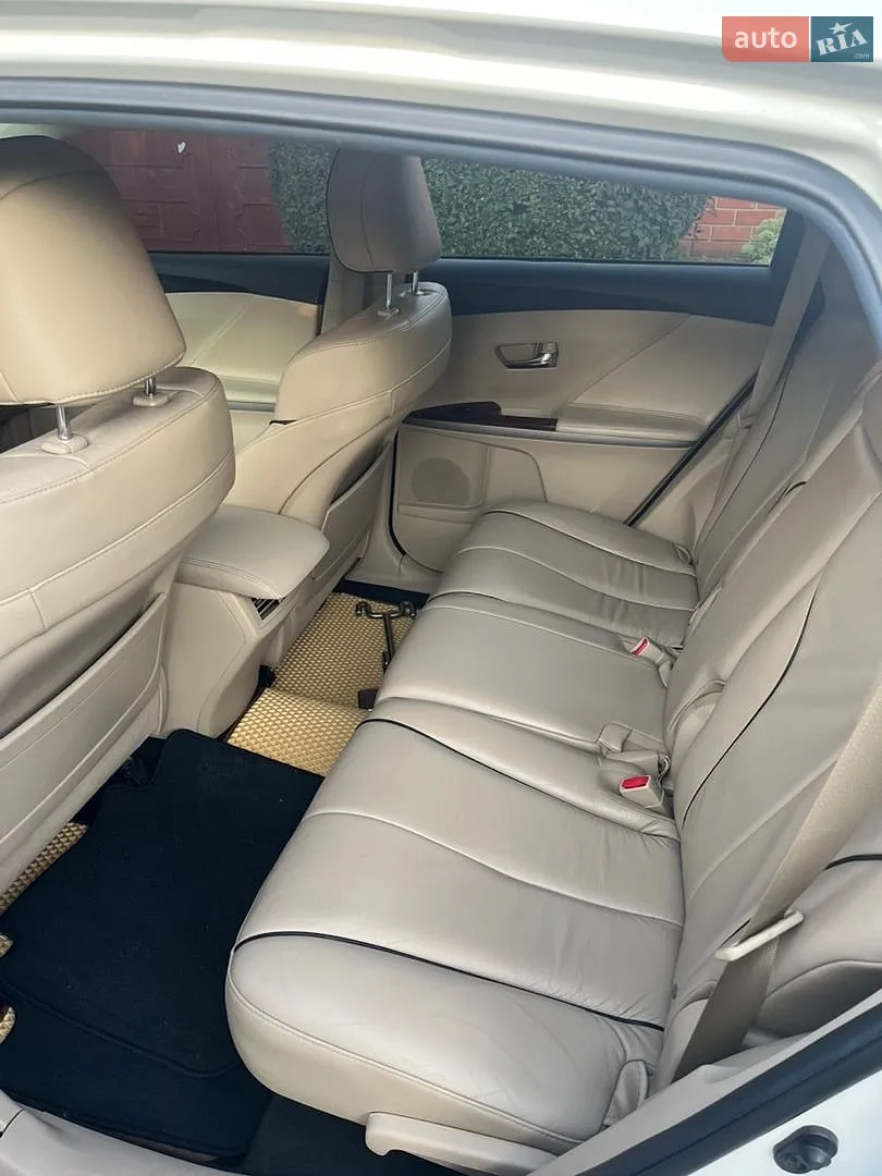 2012 Toyota Venza - мініатюра 11