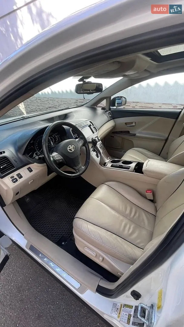 2010 Toyota Venza - мініатюра 7