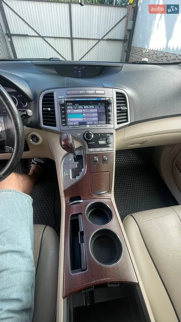 2010 Toyota Venza - мініатюра 11