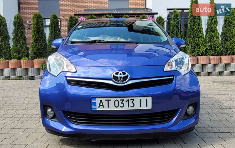 Мікровен Toyota Verso-S 2013 в Львові