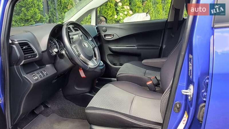 Мікровен Toyota Verso-S 2013 в Львові