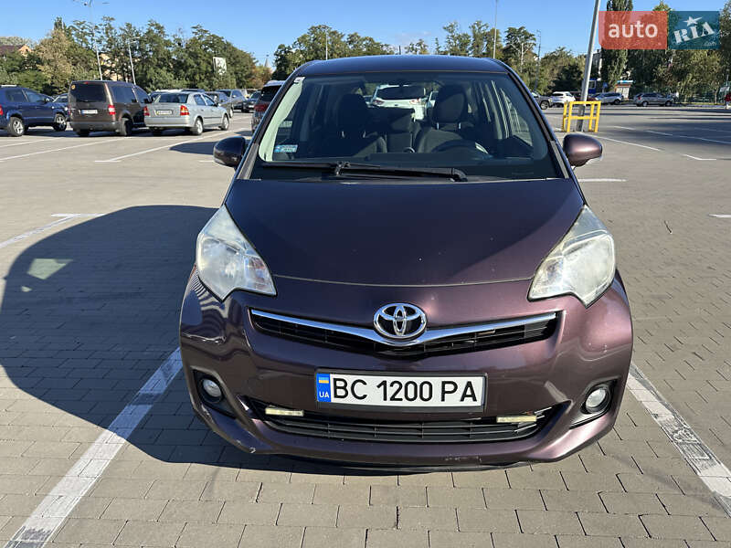 Микровэн Toyota Verso-S 2011 в Броварах фото 2 Микровэн Toyota Verso-S 2011 в Броварах
