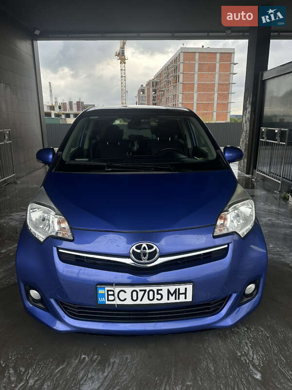 Toyota Verso-S 2011 Toyota Verso-S 2011