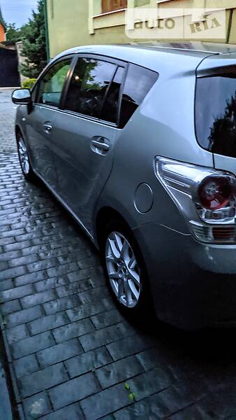 Универсал Toyota Verso 2012 в Ровно фото 8 Универсал Toyota Verso 2012 в Ровно