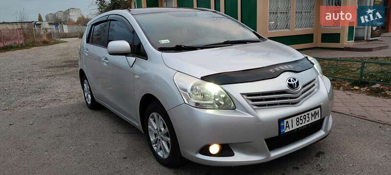 Хетчбек Toyota Verso 2010 в Білій Церкві