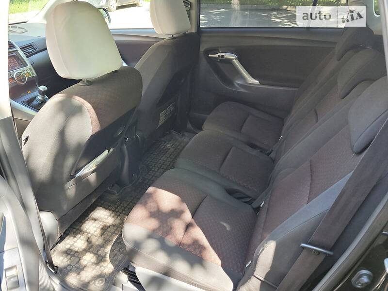 Універсал Toyota Verso 2011 в Рівному