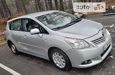 Мінівен Toyota Verso 2010 в Маневичах