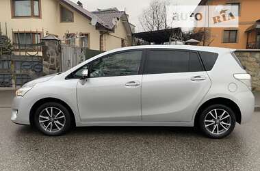 Мінівен Toyota Verso 2013 в Коломиї