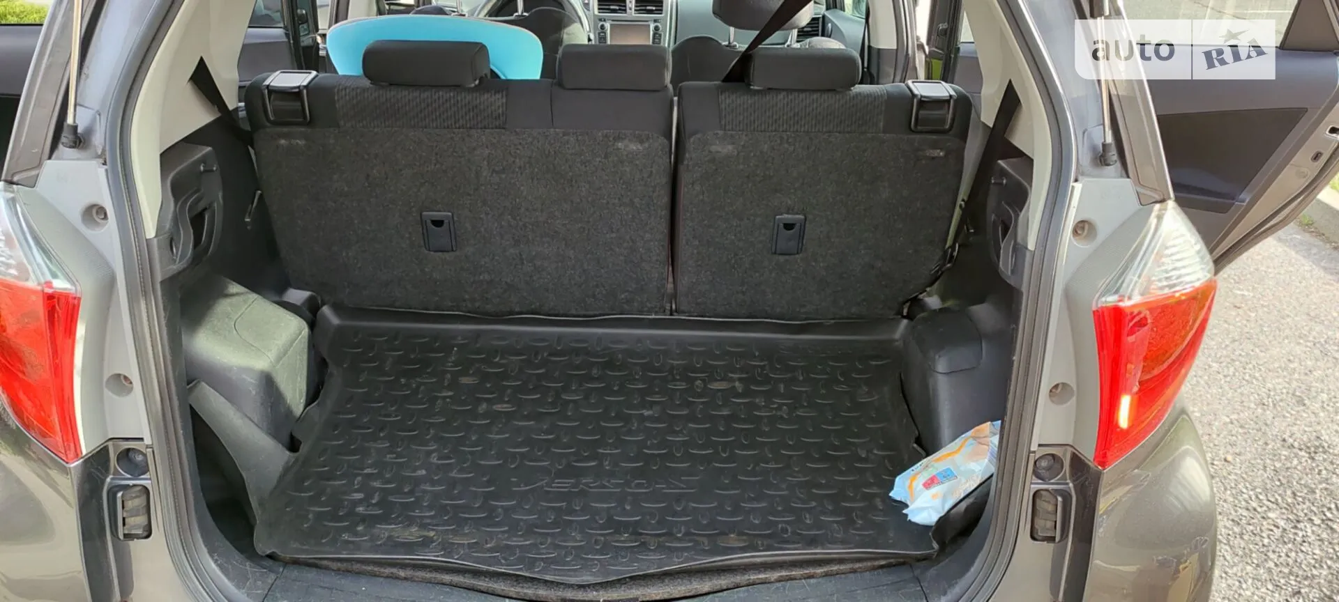 2011 Toyota Verso - мініатюра 8