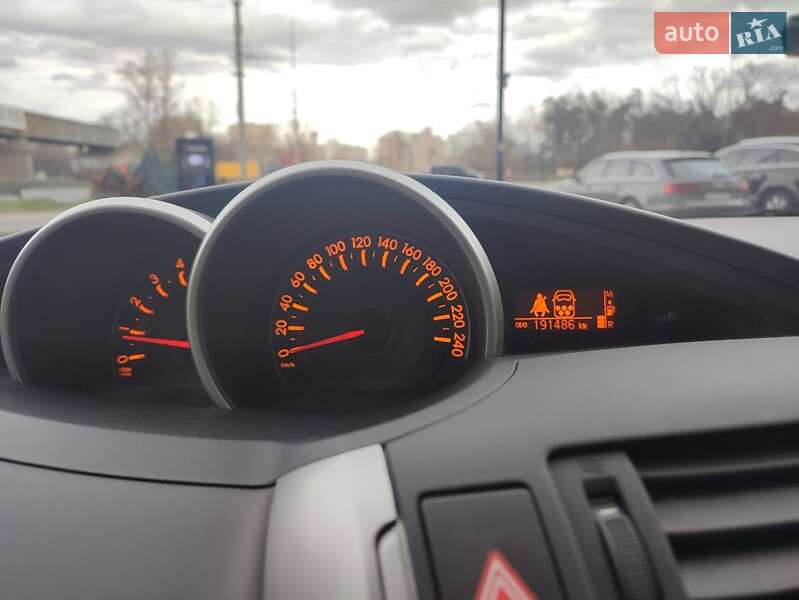 Минивэн Toyota Verso 2010 в Киеве