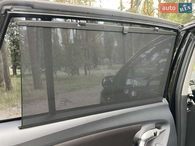 Мінівен Toyota Verso 2010 в Чернігові