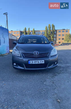 Минивэн Toyota Verso 2011 в Киеве