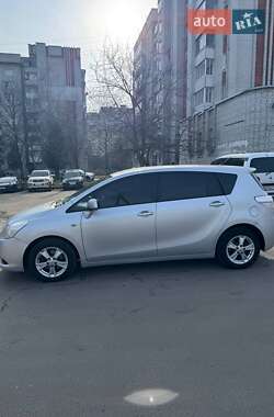 Мінівен Toyota Verso 2009 в Шумську