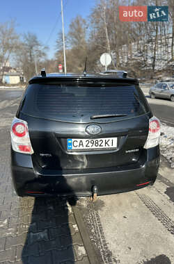 Мінівен Toyota Verso 2010 в Києві