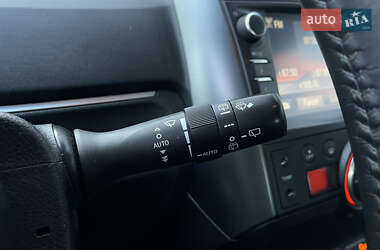 Минивэн Toyota Verso 2017 в 