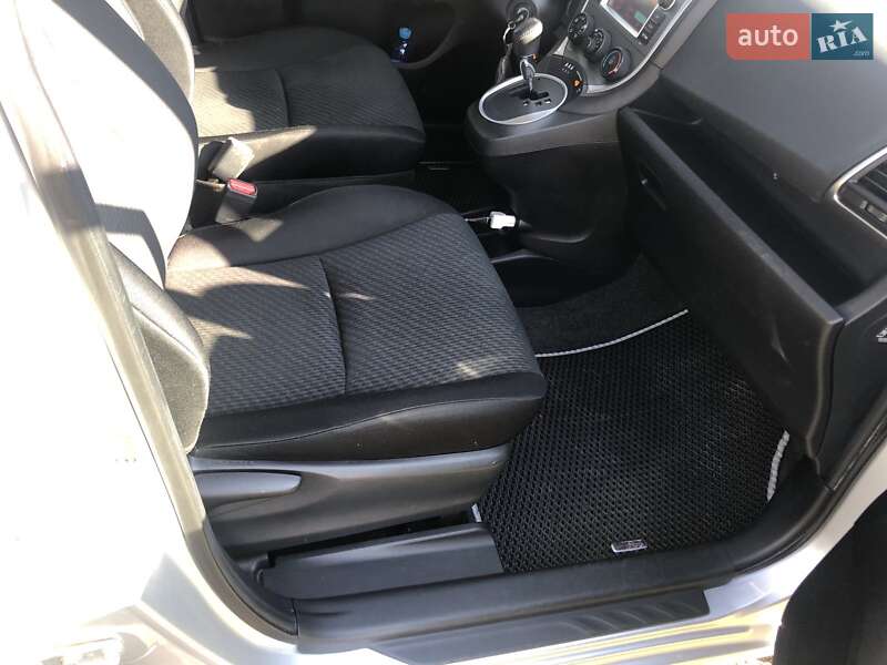 Минивэн Toyota Verso 2011 в Луцке