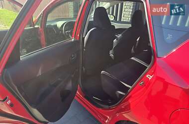 Минивэн Toyota Verso 2012 в 