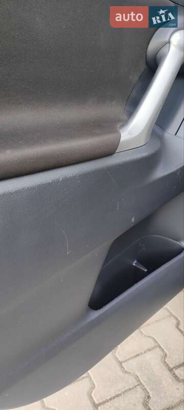 Минивэн Toyota Verso 2012 в Деражне