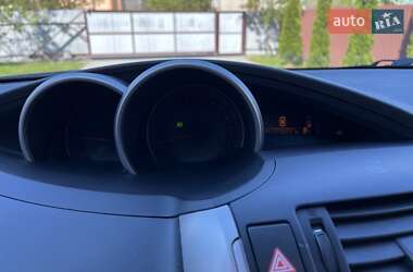 Минивэн Toyota Verso 2012 в 