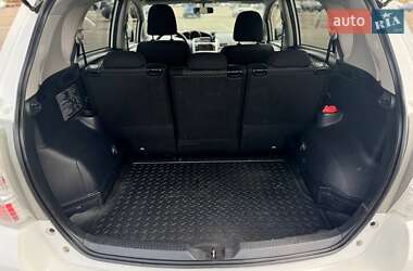 Минивэн Toyota Verso 2013 в 