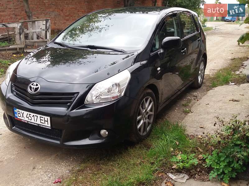 Toyota Verso 2010
