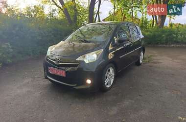 Минивэн Toyota Verso 2012 в 