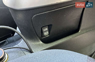 Мінівен Toyota Verso 2010 в 
