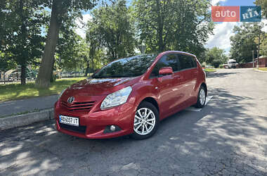 Мінівен Toyota Verso 2010 в 