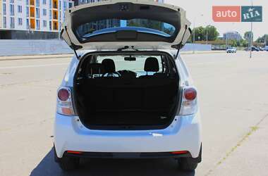 Мінівен Toyota Verso 2013 в 
