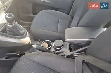 Минивэн Toyota Verso 2010 в 