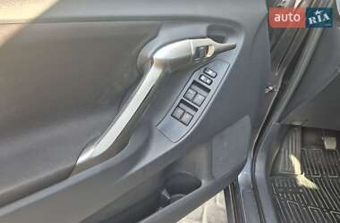 Минивэн Toyota Verso 2010 в 