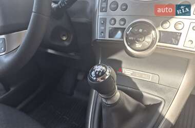 Минивэн Toyota Verso 2010 в 