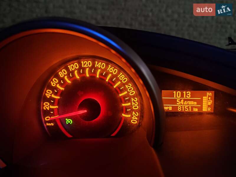 Мінівен Toyota Verso 2011 в Умані